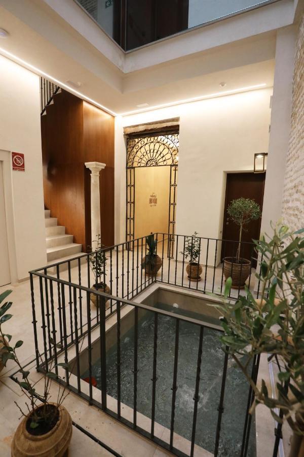 الشقق الفندقية إشبيليةفي  Casa Senorial Del Siglo XVIII المظهر الخارجي الصورة